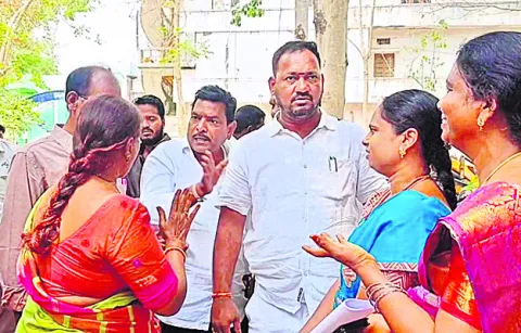 ఈశ్వరమ్మ కంటకన్నీరు