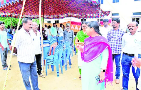 గుర్తింపు కార్డుల కోసం రిజిస్ట్రేషన్‌ తప్పనిసరి