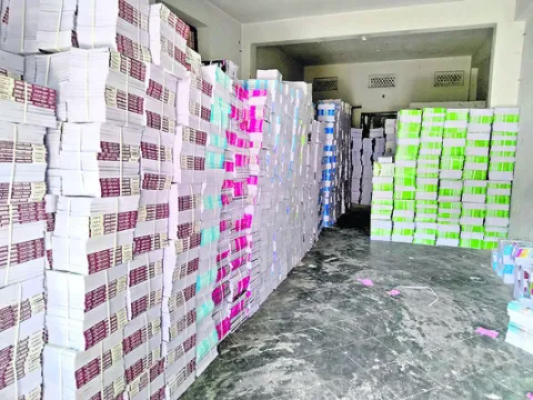 పాఠ్యపుస్తకాలు వచ్చేశాయ్‌