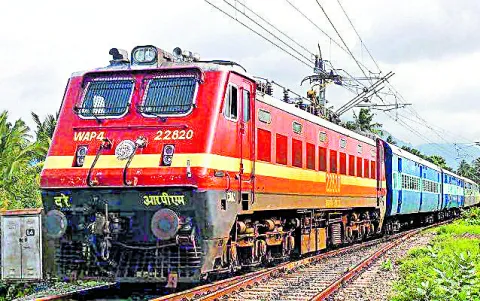 గిరి‘జనులకు’ రైలు కూత!