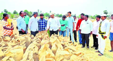 ధాన్యం ఎగుమతులను త్వరగా పూర్తి చేయాలి