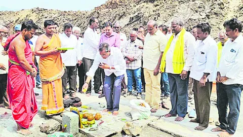 బుడమేరు కాంక్రీట్‌ పనులకు భూమిపూజ 