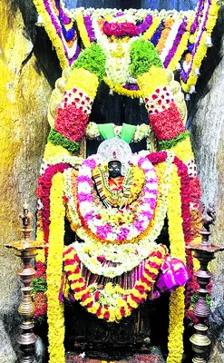 ఘనంగా శ్రీ రెడ్డెమ్మతల్లి విగ్రహ పునఃప్రతిష్ట 