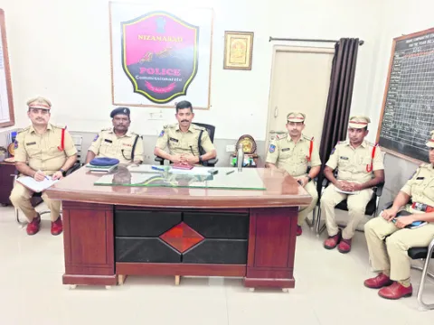 అల్ప్రాజోలం స్మగ్లింగ్‌ గ్యాంగ్‌ అరెస్టు