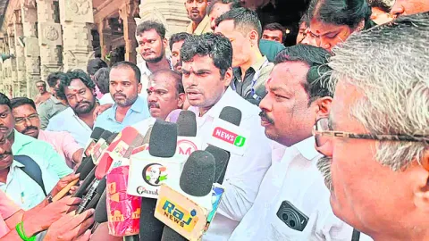మోదీ గుండెలో పన్నీర్‌కు ప్రత్యేక స్థానం 