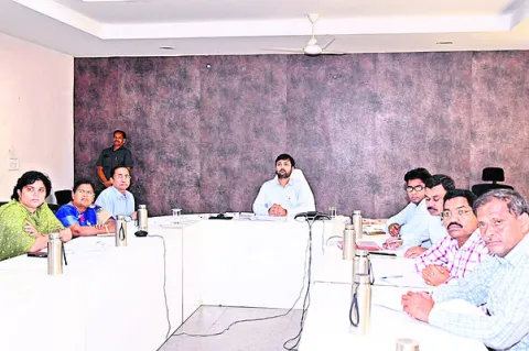 ధాన్యం కొనుగోళ్లు వేగవంతం చేయాలి