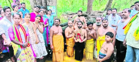 నయనాన