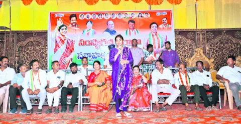 ‘స్థానిక’ గెలుపే లక్ష్యంగా పని చేయాలి