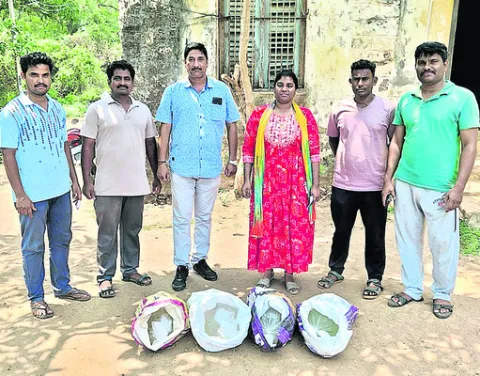 పేకాట శిబిరంపై దాడి 