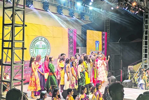 ‘అందాల’ డ్రెస్‌ డిజైనర్‌ మన స్వాతి..