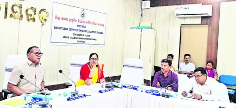 ప్రకృతి విపత్తులను సమర్థంగా ఎదుర్కోవాలి 
