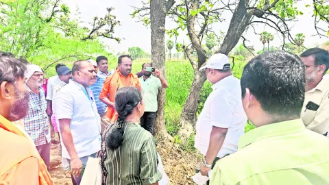 రాంపురంలో కుంట కట్ట ధ్వంసం