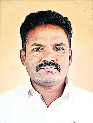 స్థానికులకు ఉద్యోగాలివ్వడం లేదు... 
