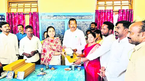 గిరిజన గ్రామాల్లో వెలుగులే లక్ష్యం