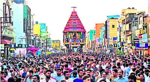 గోవింద నామస్మరణతో ‘కంచి’ పులకింత 