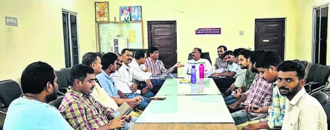పీఆర్పీ సాధనకు ఆందోళనలు 