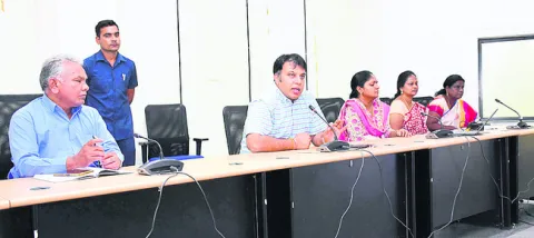 సీజనల్‌ వ్యాధులపై అప్రమత్తంగా ఉండాలి