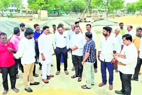 చివరి గింజ వరకూ కొనుగోలు చేస్తాం