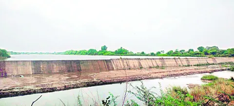నిండుకుండలా కాగ్నా చెక్‌డ్యామ్‌