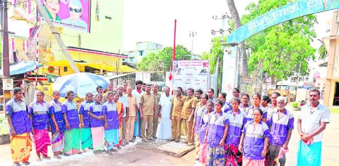 పారిశుధ్య కార్మికుల మేడే సంబరాలు 