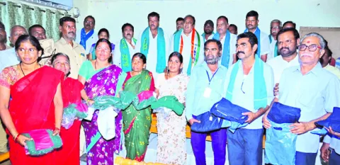 కార్మికుల సంక్షేమానికి ప్రభుత్వం కట్టుబడి ఉంది