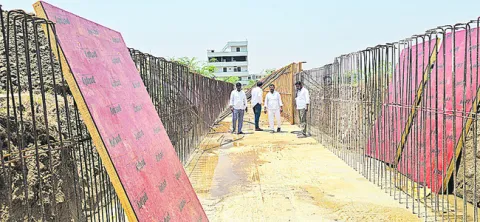ఎన్నికల హామీ మేరకే చిలుక వాగు ప్రక్షాళన 