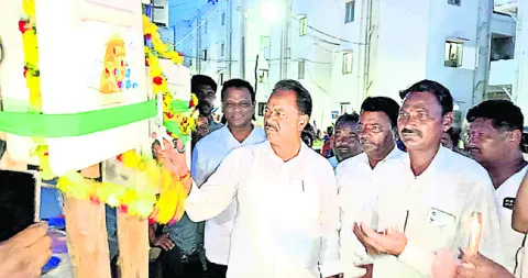 సమస్యల పరిష్కారానికి కృషి