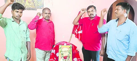 ఆధ్యాత్మిక కేంద్రాలుగా వర్గల్‌ ఆలయాలు 