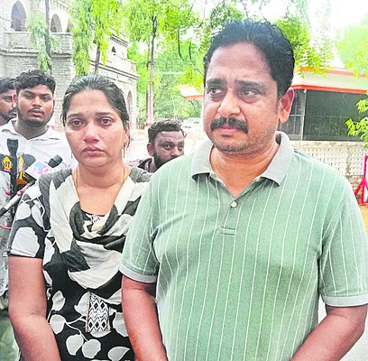 వ్యాపారంలో వాటా ఇస్తానని.. 
