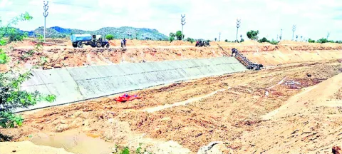 ముక్త్యాల బ్రాంచ్‌ కాల్వకు లైనింగ్‌