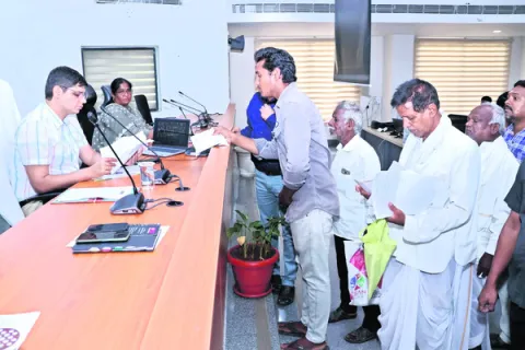 సమస్యల పరిష్కారానికి చర్యలు తీసుకోవాలి