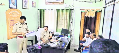 స్కూల్‌ బస్సులకు ఫిట్‌నెస్‌ తప్పనిసరి