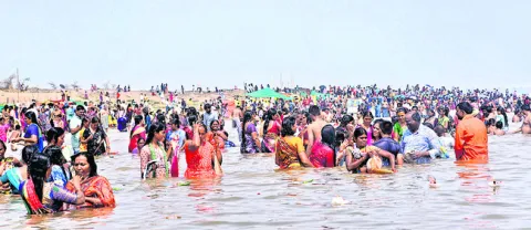 త్రివ