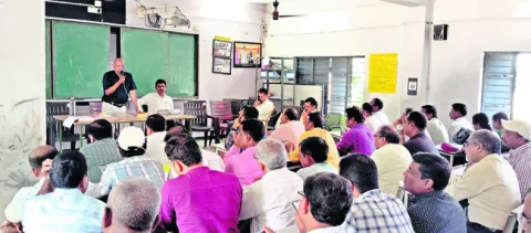 నేటి నుంచి రెండో విడత టీచర్లకు శిక్షణ
