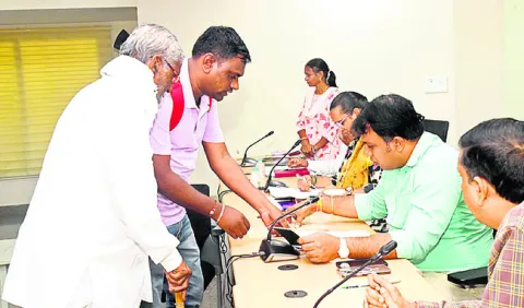 విన్నపాలు వినవలే..