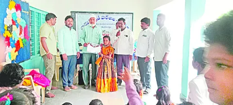వేసవి శిబిరాలతో విద్యార్థులకు మేలు 