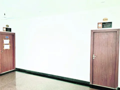 ఉన్న వారిపైనే భారం !