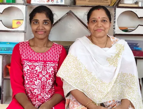 meet differently abled Mukkamala Niharika and her mother13