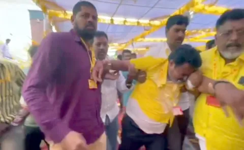 TDP Activist Agitated MIni Mahanadu At Anantapur
