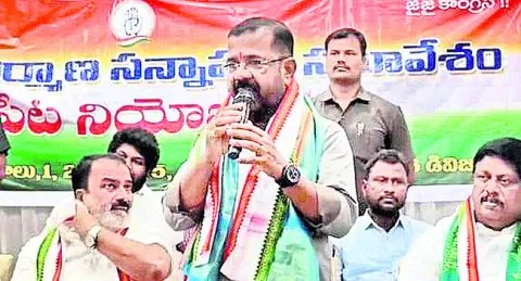 పార్టీని బలోపేతం చేయండి