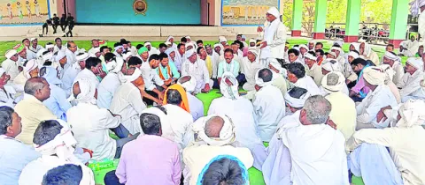 ‘ఆదివాసీ నాయకులపై చర్యలు తీసుకుంటాం’