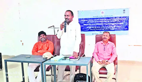 గ్రామాల అభివృద్ధికి  పాటుపడాలి

