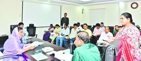 భూ సేకరణ వేగవంతం చేయండి 