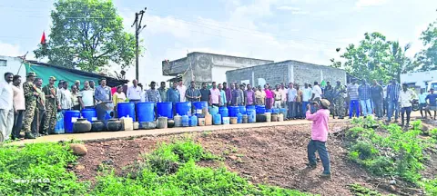 సారా బట్టీలపై దాడులు 