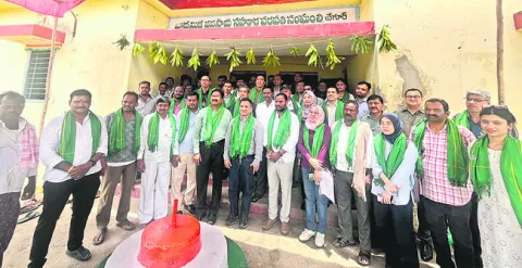 పీఏసీఎస్‌ల సేవలు భేష్‌ 