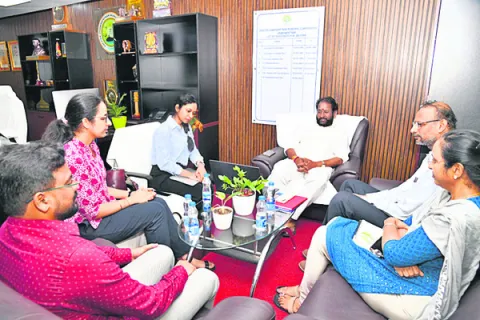 ట్రాన్స్‌ఫర్మేటివ్‌ క్లైమేట్‌ యాక్షన్‌ ప్లాన్‌పై సమీక్ష