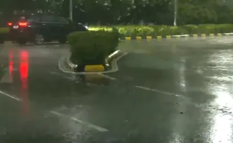Massive Storm In Delhi May 21st 2025 Details Here2