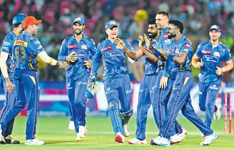 Mumbai Indians face Delhi Capitals in crucial clash in IPL today5