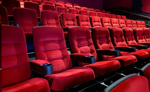 Theatres Exhibitors Meeting With Producers about Parcentage Issue