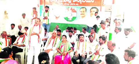 కమిటీల ఎన్నికపై వీడని ఉత్కంఠ 